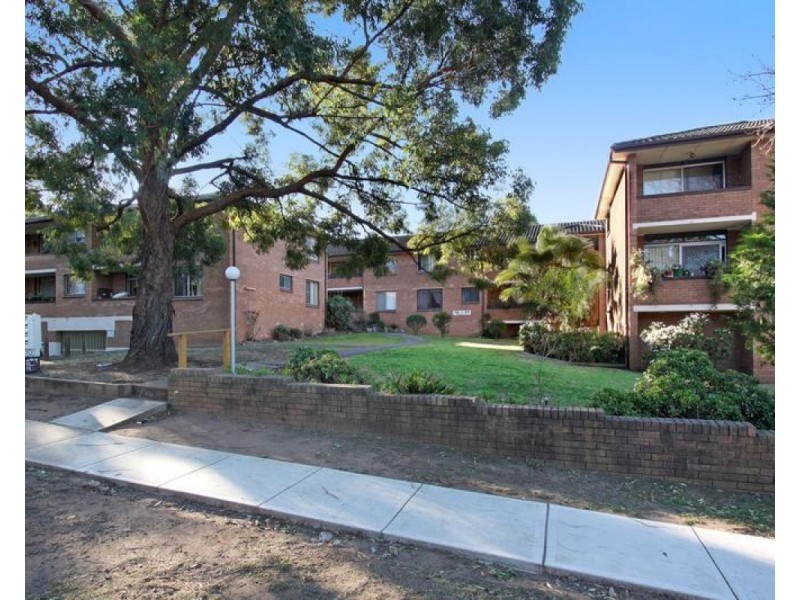 18/15-21 Manchester Street, Merrylands NSW 2160